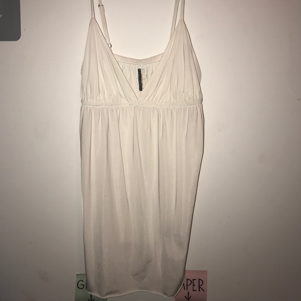 RN Convertible white v-neck halter